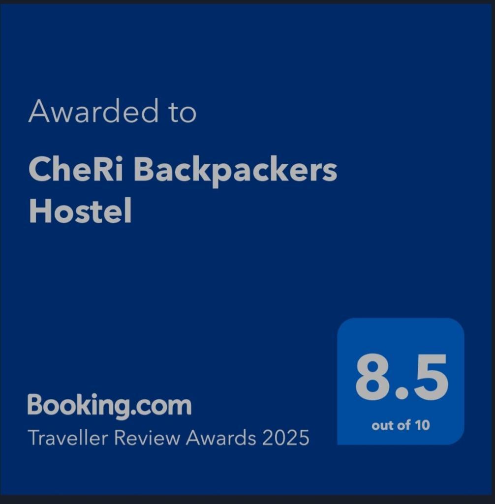 Cheri Backpackers Hostel Moalboal Exterior foto
